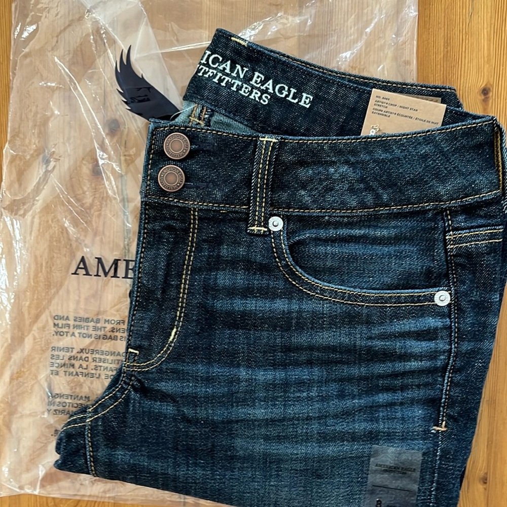 Brand New American Eagle Jeans, Artist Crop, Dark Indigo, size 8 Reg